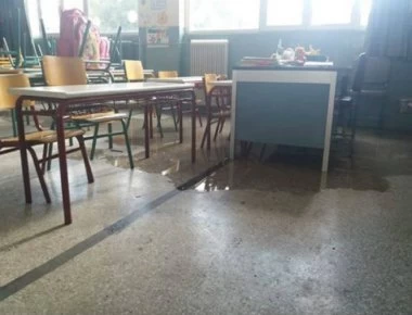 Αθήνα: Τριτοκοσμικές εικόνες σε δημοτικό σχολείο - Πλημμύρισαν οι αίθουσες! (φωτο)